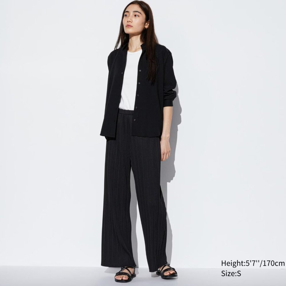 Uniqlo Pleated Straight Pants NWOT